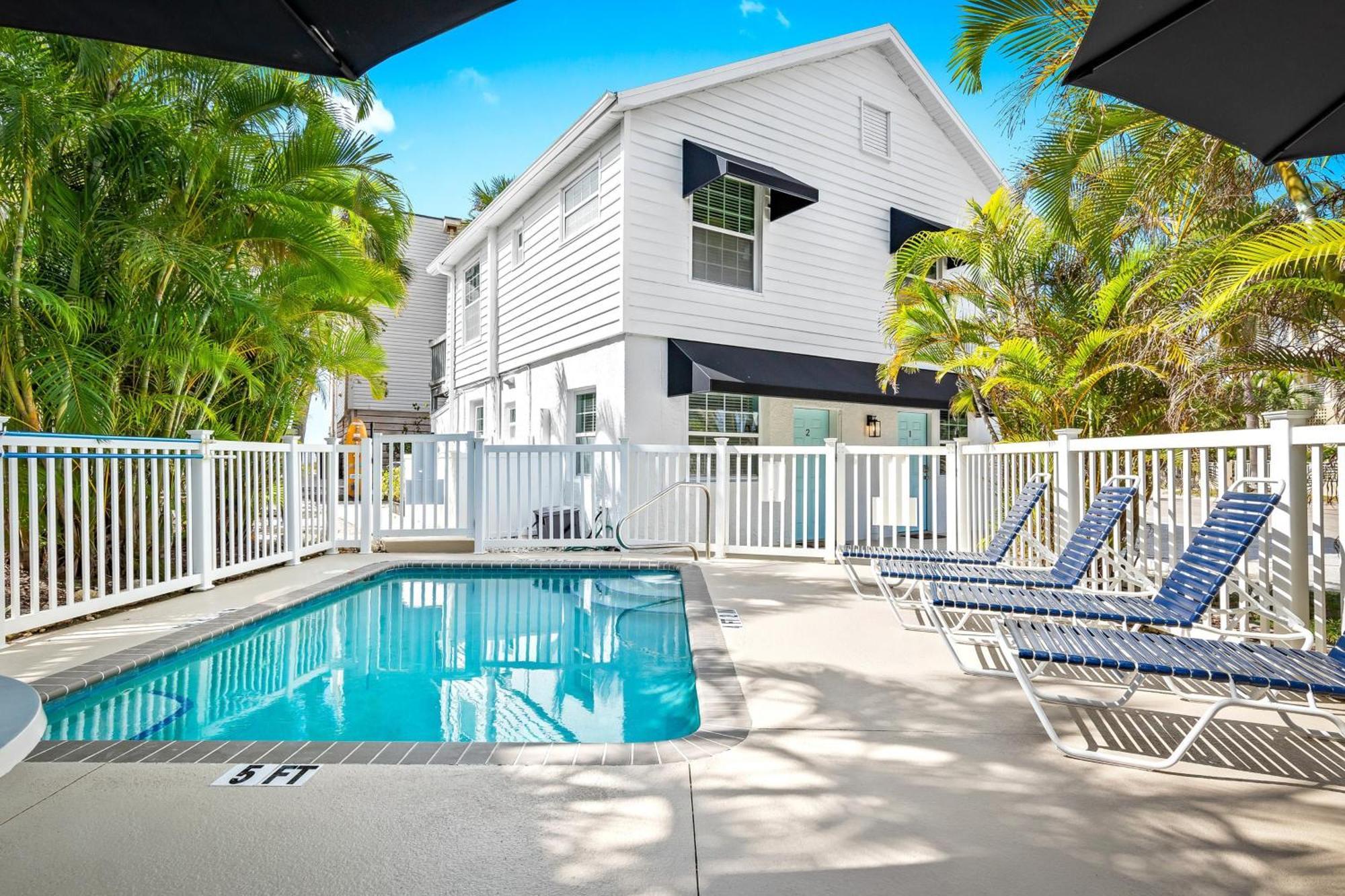 Parrot Beach Cottages Siesta Key Pokój zdjęcie
